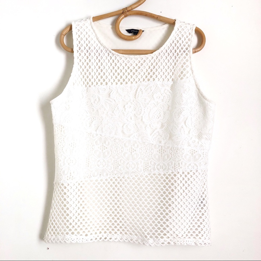 RW&CO White Lace Sleeveless Boxy Tank Top A6